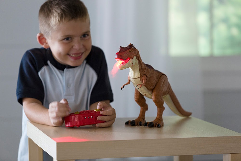 Steam-Breathing T-Rex – Ruckus & Glee