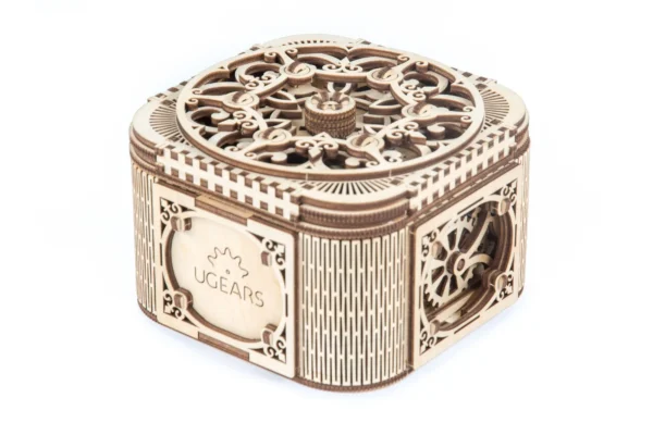Treasure Box – Ruckus & Glee