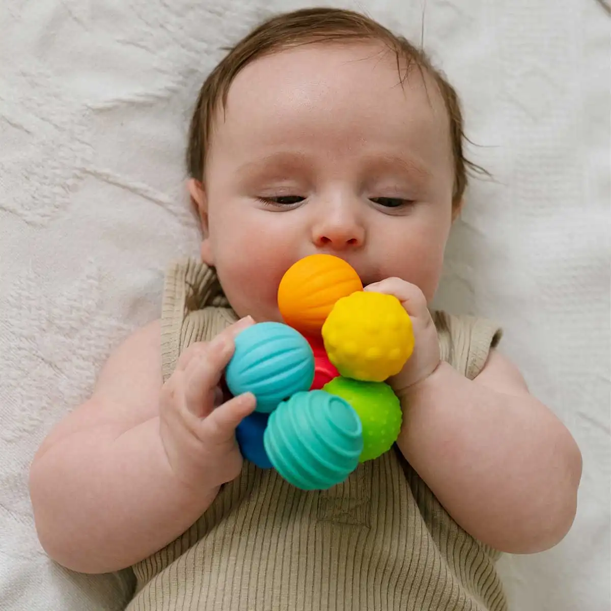 Looplii Baby Sensory Toy by Möbi Games